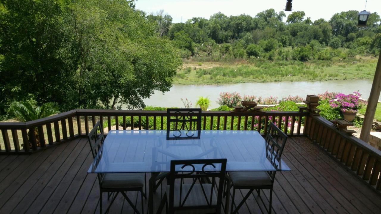 The Perry Riverhouse Бастроп Екстер'єр фото