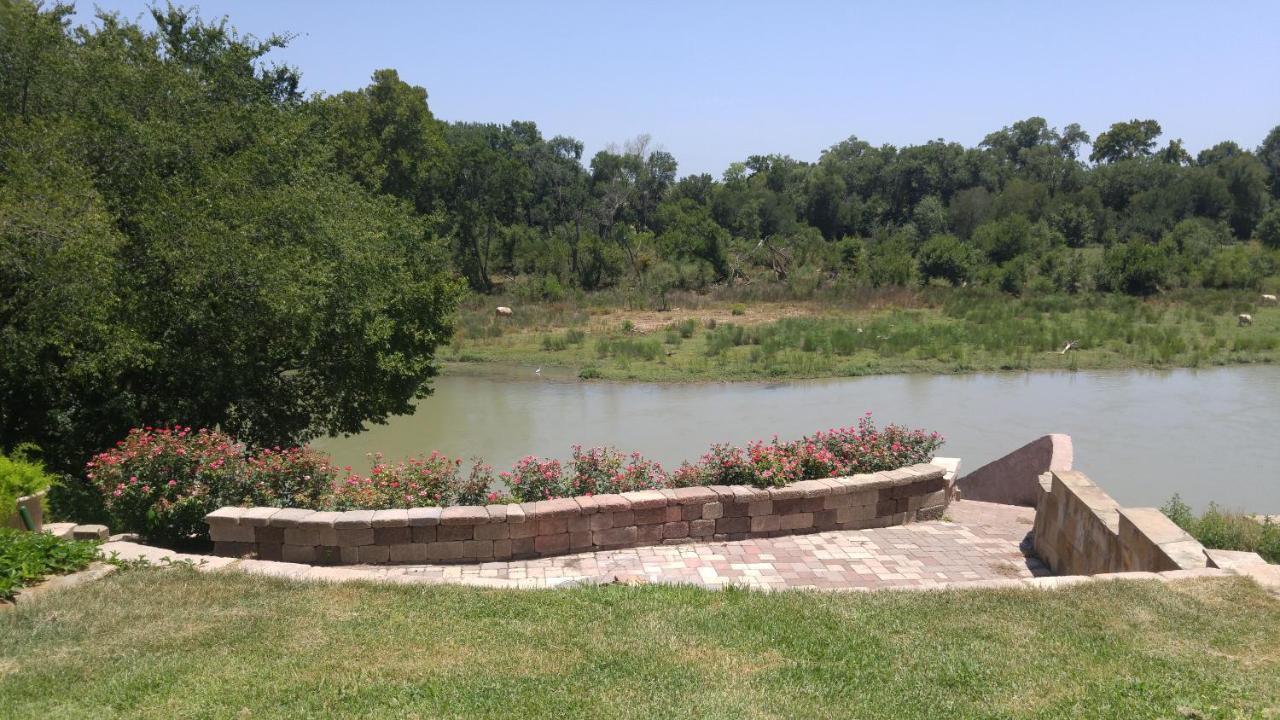 The Perry Riverhouse Бастроп Екстер'єр фото